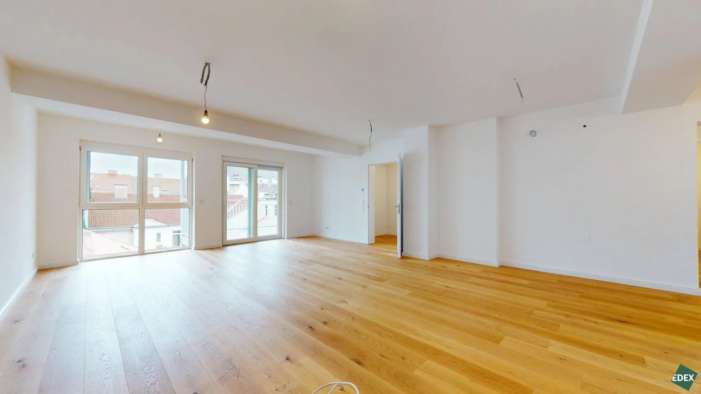 Am Kutschkermarkt | Elegante 4-Zimmer-Altbauwohnung mit rund 9,9 m² großem Balkon, Garagenplatz optional - Bild 1