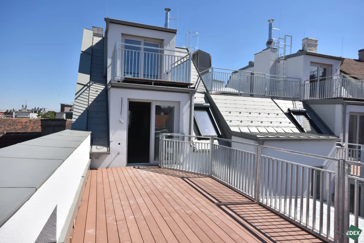 Am Kutschkermarkt  | Außergewöhnliche 4-Zimmer-Dachgeschoßwohnung mit 2 Terrassen - Bild 1