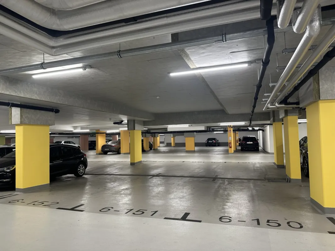 Garagenstellplatz nahe Kagraner Platz U1 - Bild 1