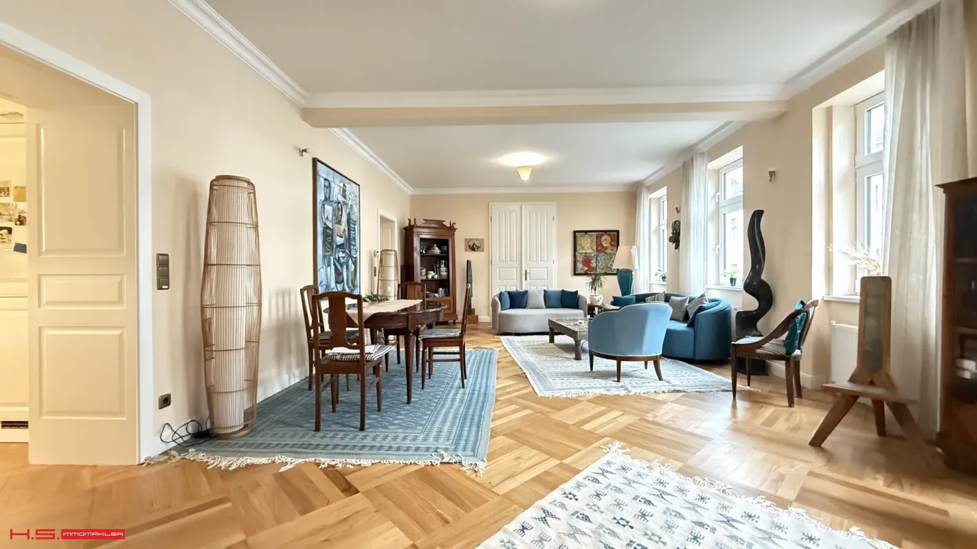 RARITÄT - ERSTKLASSIGE STILWOHNUNG  mit 2 LOGGIEN (je 15m²)  - 2024 GENERALRENOVIERT - 5 ZIMMER - 2 BÄDER -  GRÜNBLICK und vieles mehr - Bild 1