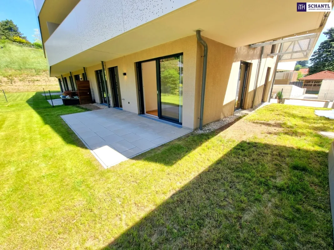 Barfuß ins Gras. Direkt vom Wohnzimmer aus. Den Sommer bereits im eigenen Garten verbringen! TOP Neubauwohnung mit viel Freiraum! Traumhafter Eigengarten + 3 Zimmer + Grün wohin das Auge reicht + Luftwärmepumpe! - Bild 1
