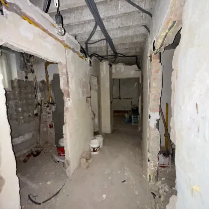 „RAUM zum Entfalten - Sanierungsbedürftige Wohnung in 1120 Wien“ - Bild 3