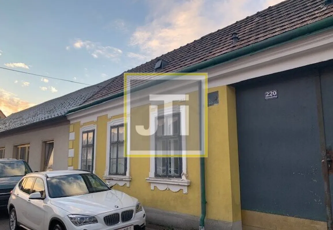 Traumhaft gelegenes Grundstück mit Bestandsgebäude Nähe Wolkersdorf in aboluter Ruhelage - Bild 1