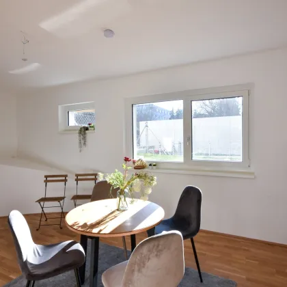 ERSTBEZUG | 2,5-Zimmer-Eigentumswohnung mit Atelier und Garten - Bild 3