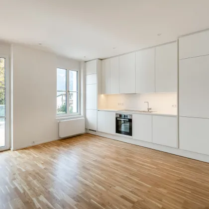 ELEGANZ TRIFFT MODERNE: Luxuriöse 3-Zimmer-Wohnung mit sonnigem Balkon inkl. Bergblick im Villenviertel zu mieten! - Bild 3