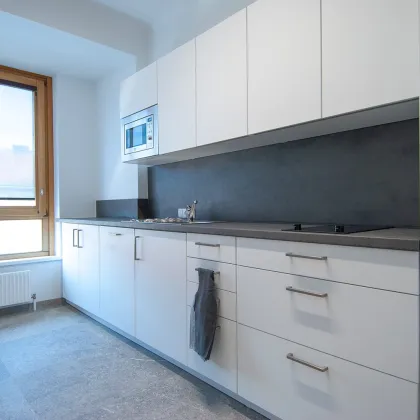attraktives Büros in Schwechat - ideal für junge Firmen | klimatisiert, modern, sehr hell |12,40m² - Bild 3