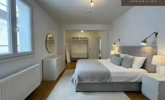 | ENTZÜCKENDE & HELLE DACHGESCHOSSWOHNUNG | 2 ZIMMER | CA. 51,5 m² | 4. OG | BESTLAGE | HAUPTPLATZ | ECKE MURGASSE