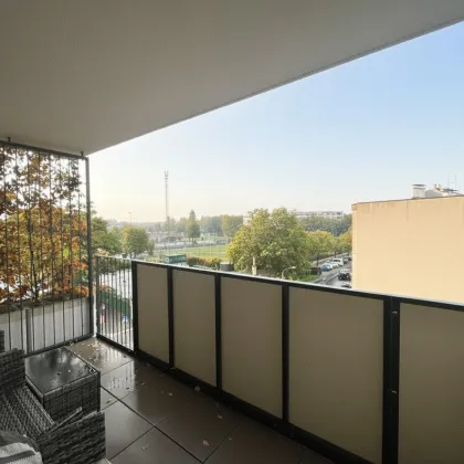 Moderne 2-Zimmer-Wohnung mit Balkon direkt bei der U3 - Bild 2
