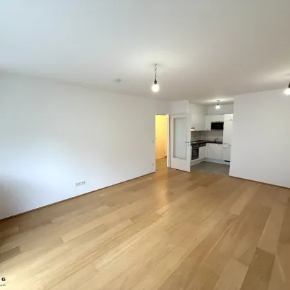 2-Zimmer-Wohnung zum Kauf - mit Balkon und Blick in den Innenhof  - Auf der Schmelz - top öffentliche Anbindung - Garagenmöglichkeit -  HaT12 - Bild 3