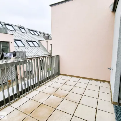 Erstbezug! 3-Zimmer-Wohnung mit Terrasse inkl. Küche in der Nähe  U1 Kagraner Platz - Bild 2