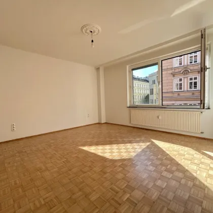 CITYWOHNUNG am MORZINPLATZ // CITY APARTMENT at "MORZINPLATZ" - Bild 3