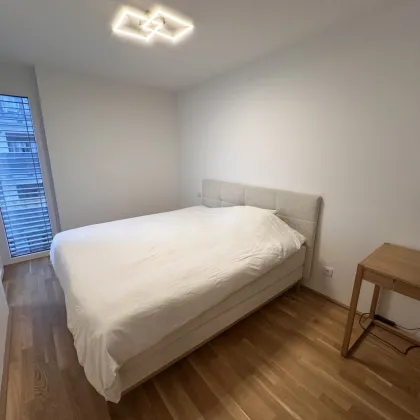 Moderne 2-Zimmer-Wohnung mit Balkon nahe U1 - Bild 2