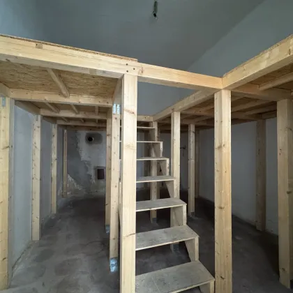 *Provisionsfrei** Straßenzugang: Lager in Top-Lage mit Holzkonstruktion für erweiterte Nutzfläche * - Bild 3