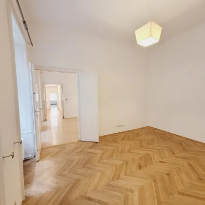 Fichtegasse: sanierte 3 bis 4 -Zimmer Wohnung in schönem Stilaltbau - Bild 2