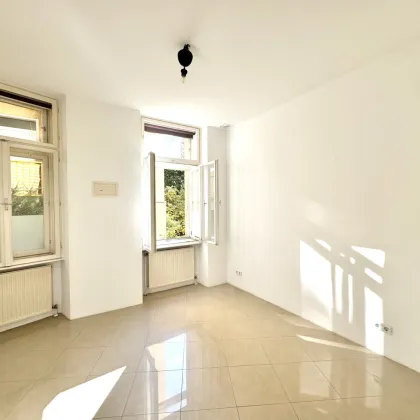 Nächst Q19 und Straßenbahn D! Gut aufgeteilter 2-Zimmer-Altbau in West-Ost-Ausrichtung - Bild 3