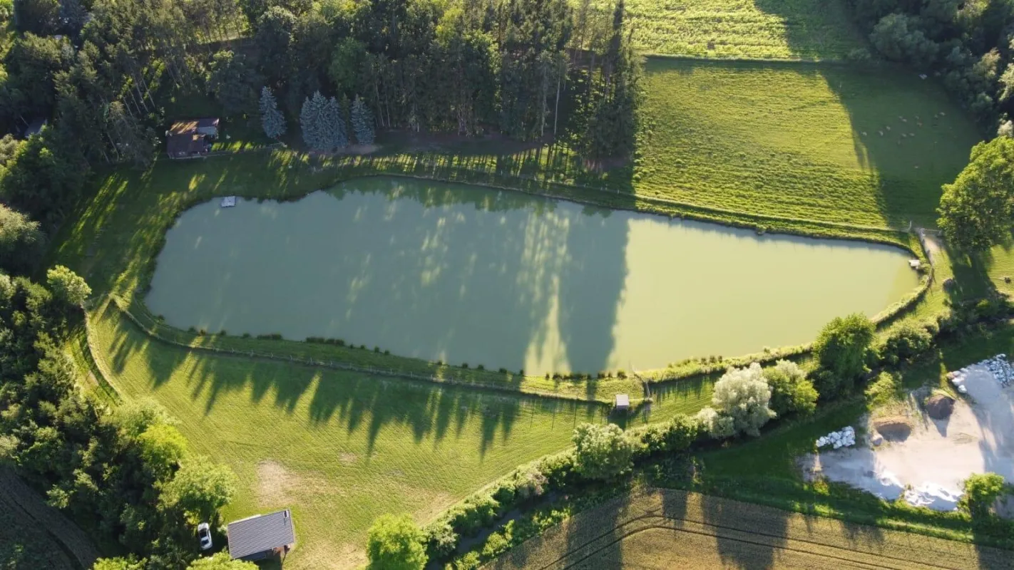 *** IHR PRIVATES PARADIES *** EIGENER FISCHER/BADE-SEE ***  GROSSTIERHALTUNG *** und vieles mehr.... - Bild 1