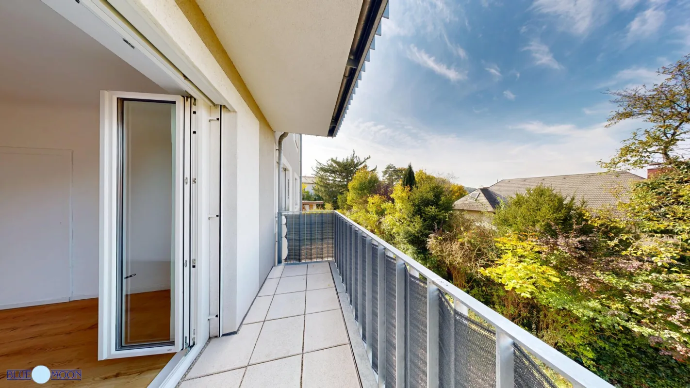 2380 Perchtoldsdorf, Top 5, drei Zimmer + Balkon, 54m²+4m², Ruhelage, 1. Stock ohne Lift, Einbauküche, Sofortbezug, Miete. € 880,-- - Bild 1