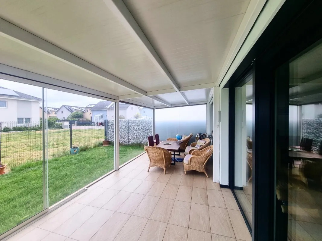 Ruhiges Wohnen vor den Toren Wiens – 6 Zimmer, 2 Bäder, Garten, Wintergarten & zwei Stellplätze - Bild 1
