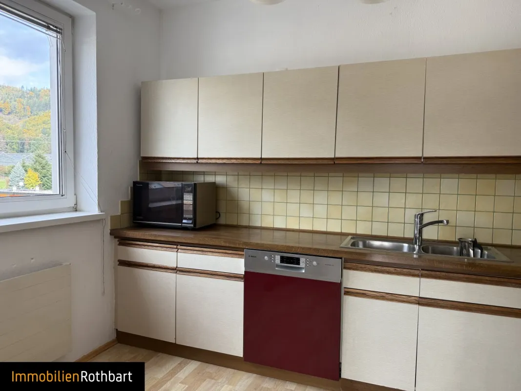 Helle 3-Zimmer-Wohnung mit herrlichem Balkon - Bild 1