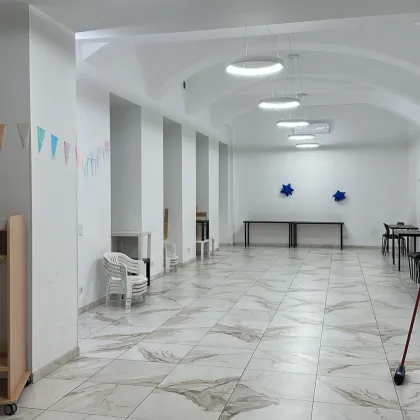 Modernes Büro im Erdgeschoss und Kellergeschoss! - Bild 2
