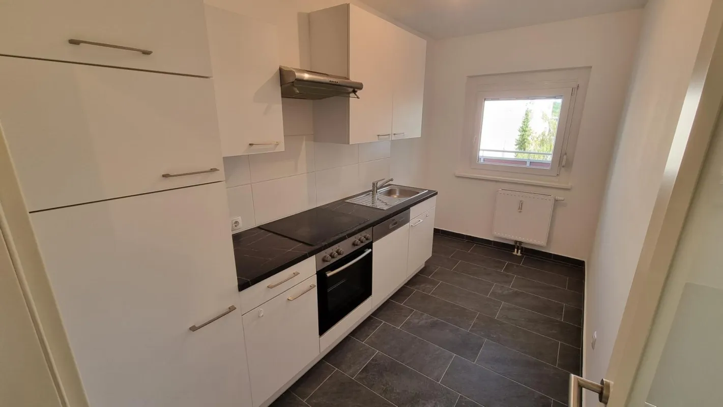 Helle 3-Zimmer-Eigentumswohnung mit Balkon in St. Pölten-Viehofen - Bild 1