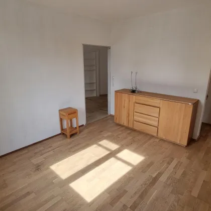 Erdgeschoss-Mietwohnung in Flinsbach – modern, hell & komfortabel - Bild 3