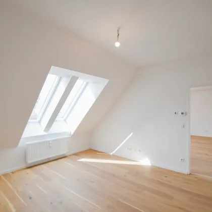 Erstbezug nach Sanierung: Schöne 2-Zimmer-Wohnung mit Top-Anbindung - Bild 2