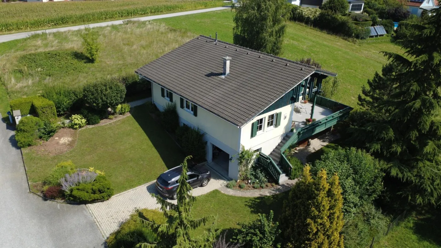Gepflegter Bungalow in Ruhelage - Bild 1