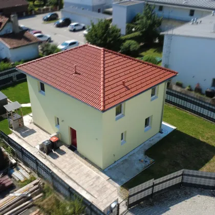 Modernes Einfamilienhaus mit Garten und Terrasse – perfekt für Familien! - Bild 2
