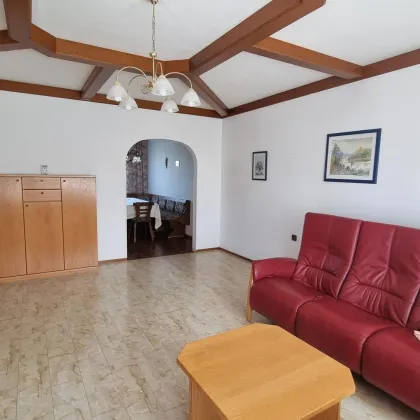 Gepflegter Bungalow mit 814 m² Grundstück in St. Pölten am Eisberg - Bild 2