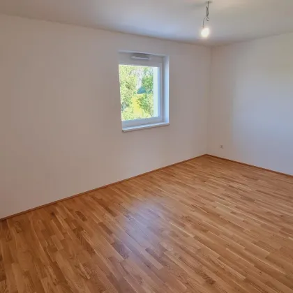 unbefristete 4-Zimmer-Dachgeschosswohnung - Bild 3