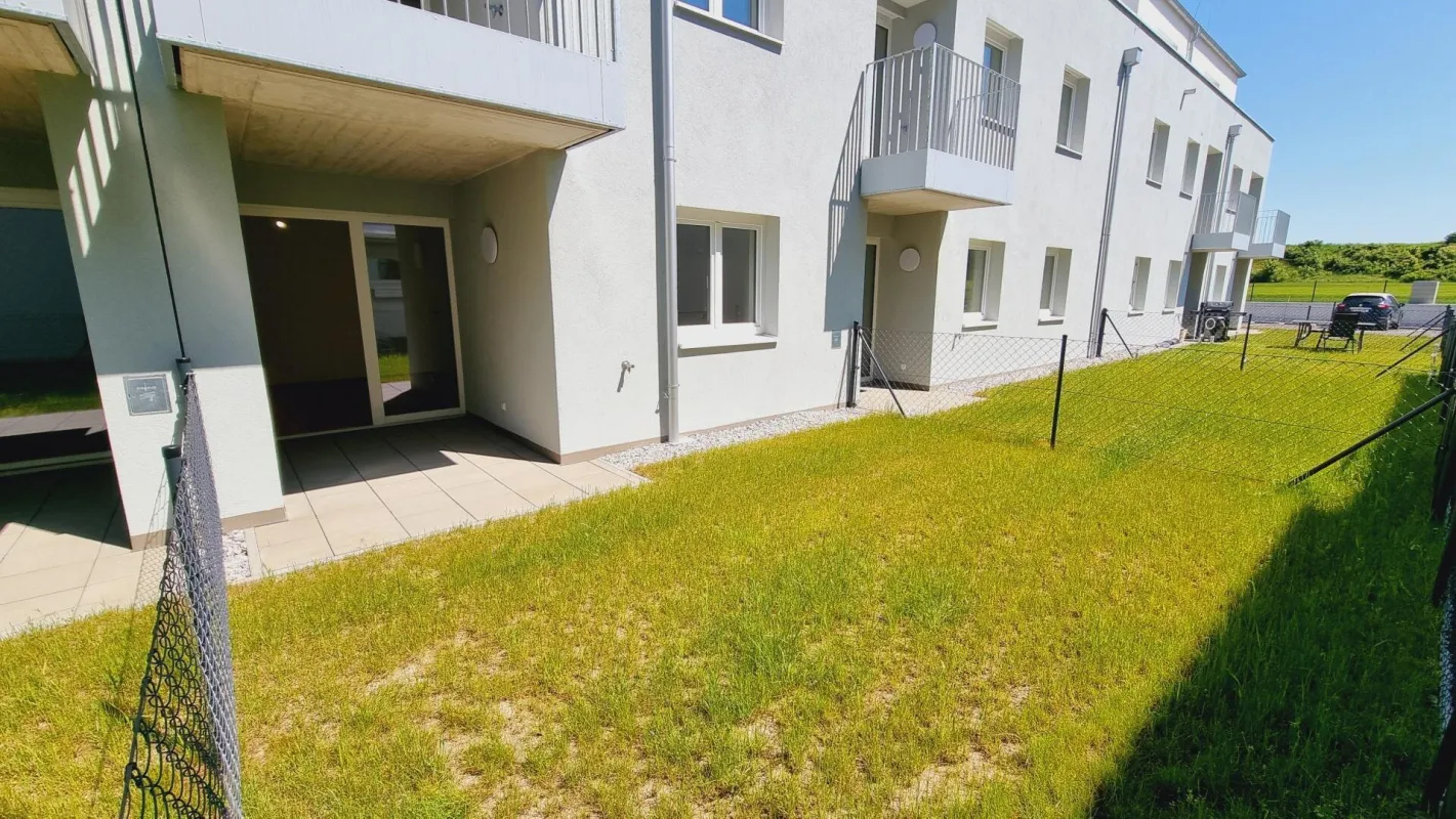 unbefristete 3-Zimmer-Neubau-Mietwohnung mit Garten und Kaufoption - Bild 1