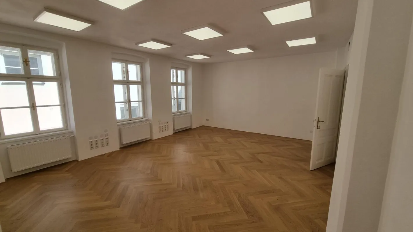 Büro im 1. Stock - St. Pölten Zentrum - Bild 1