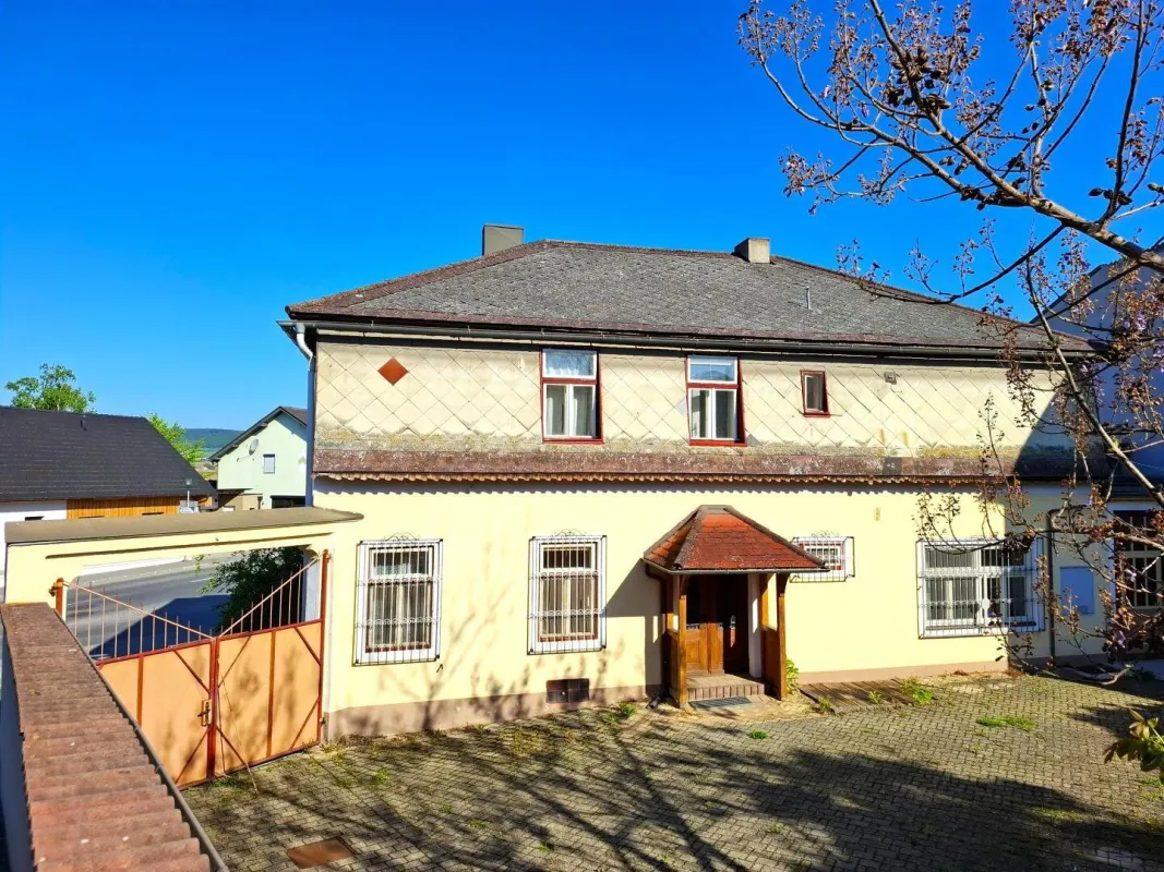 Neuer Preis: Haus mit ehemaliger Werkstatt bietet viel Platz für verschiedene Möglichkeiten. - nahe St. Pölten - Bild 1