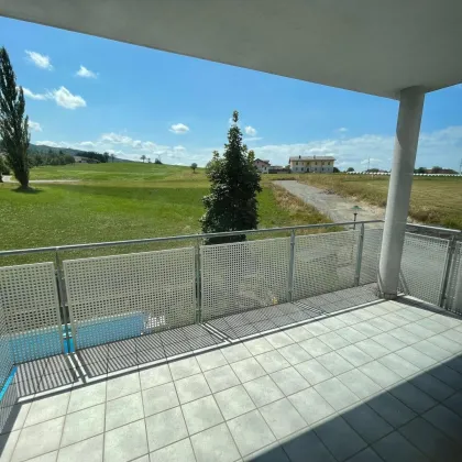 Kirnberg - herrliche 3 Zimmerwohnung mit Blick ins Grüne - Bild 2