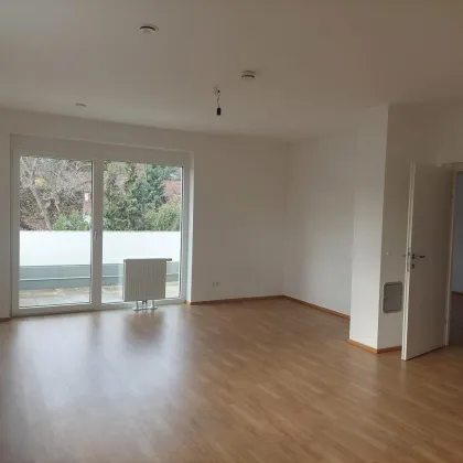 3-Zimmer-Mietwohnung mit Balkon in zentraler Lage - Bild 2