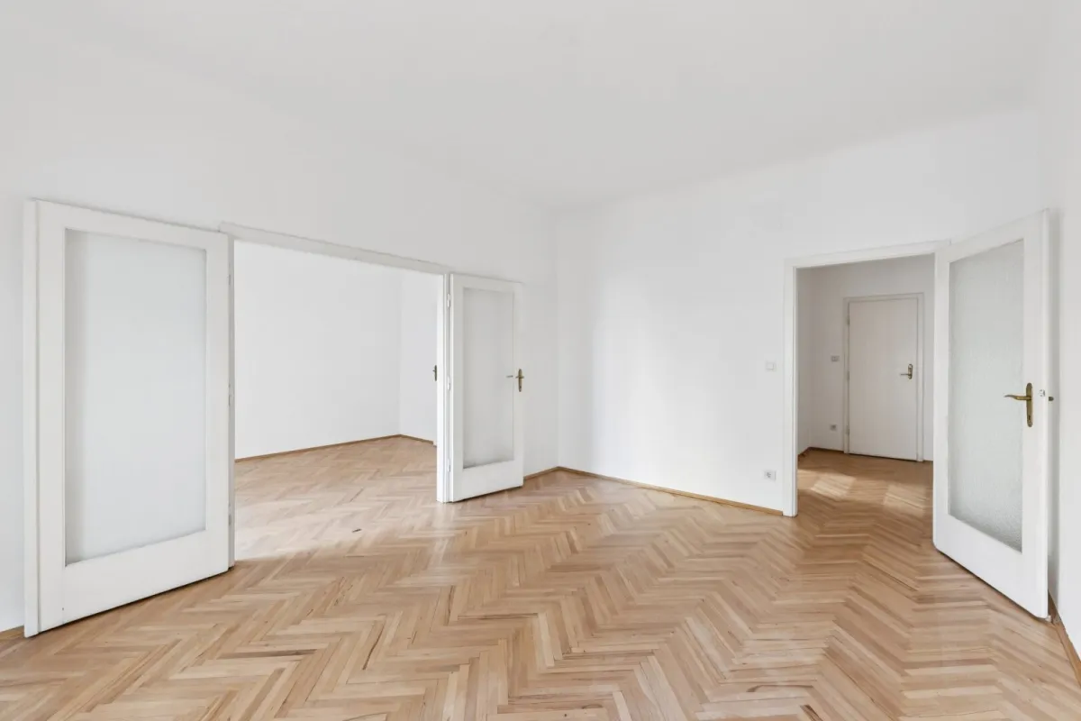 Attraktive 3-Zimmer-Stadtwohnung in bester Innenstadtlage - Bild 1