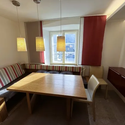 Gepflegte 4- Zimmer-Wohnung inmitten der Haller Altstadt zur Vermietung! - Bild 3