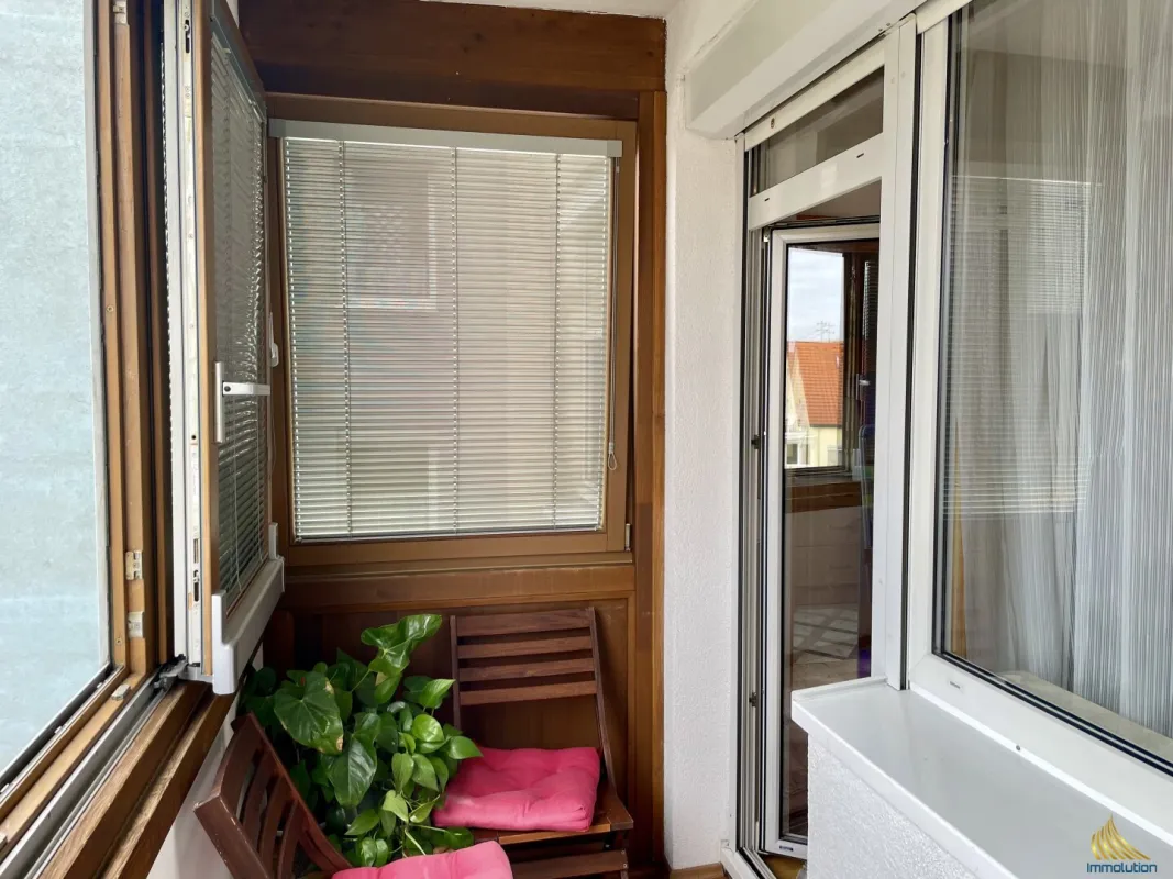 Helle 4-Zimmer-Wohnung mit Balkon/Wintergarten – zwei Gehminuten zur PlusCity - Bild 1
