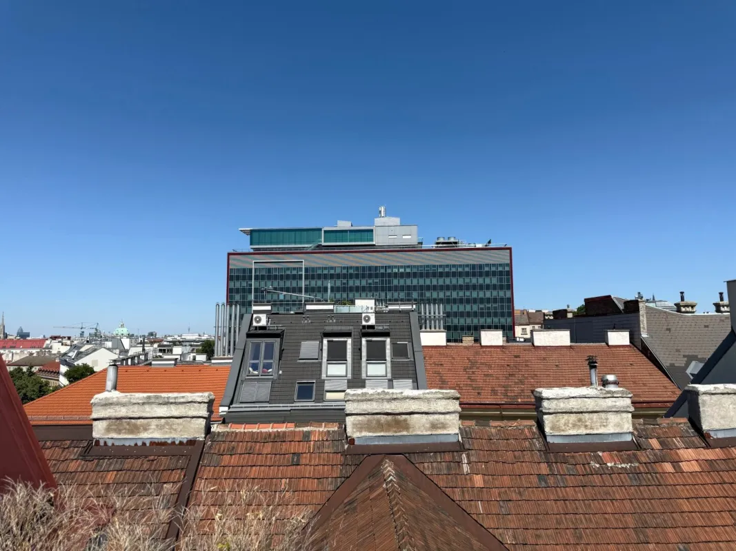 DG-Büro im 7. Stock + 1 hofseitige Terrasse mit ca. 10,54 m² in der Wiedner Hauptstraße - Bild 1