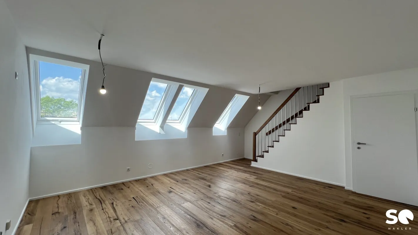 # SQ - Stilvolle 2-Zimmer-Dachgeschosswohnung in 1050 Wien - Bild 1