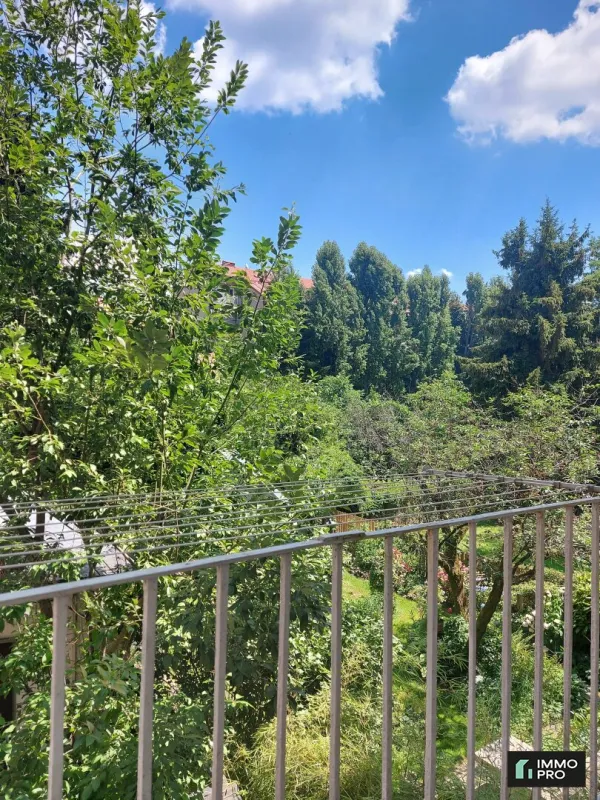 Nette 3 Zimmer Altbauwohnung mit Balkon in der Mandellstraße! - Bild 1