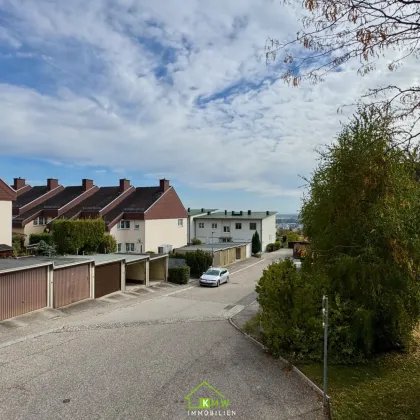 Top Lage - sehr helle und gepflegte 3 Zi. Wohnung mit Balkon in Ruhelage - Bild 2