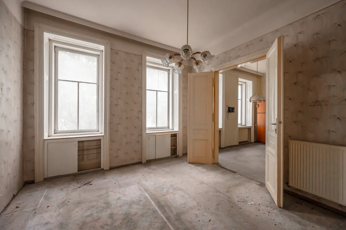 ++NEU++ sanierungsbedürftige 2-Zimmer-Wohnung in sehr guter Lage direkt am Augarten - Bild 1