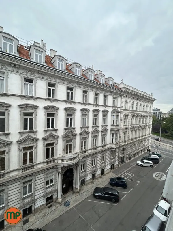 Beste Lage trifft Altbaucharme - 2 Zimmerwohnung am Schwarzenbergplatz - Bild 1