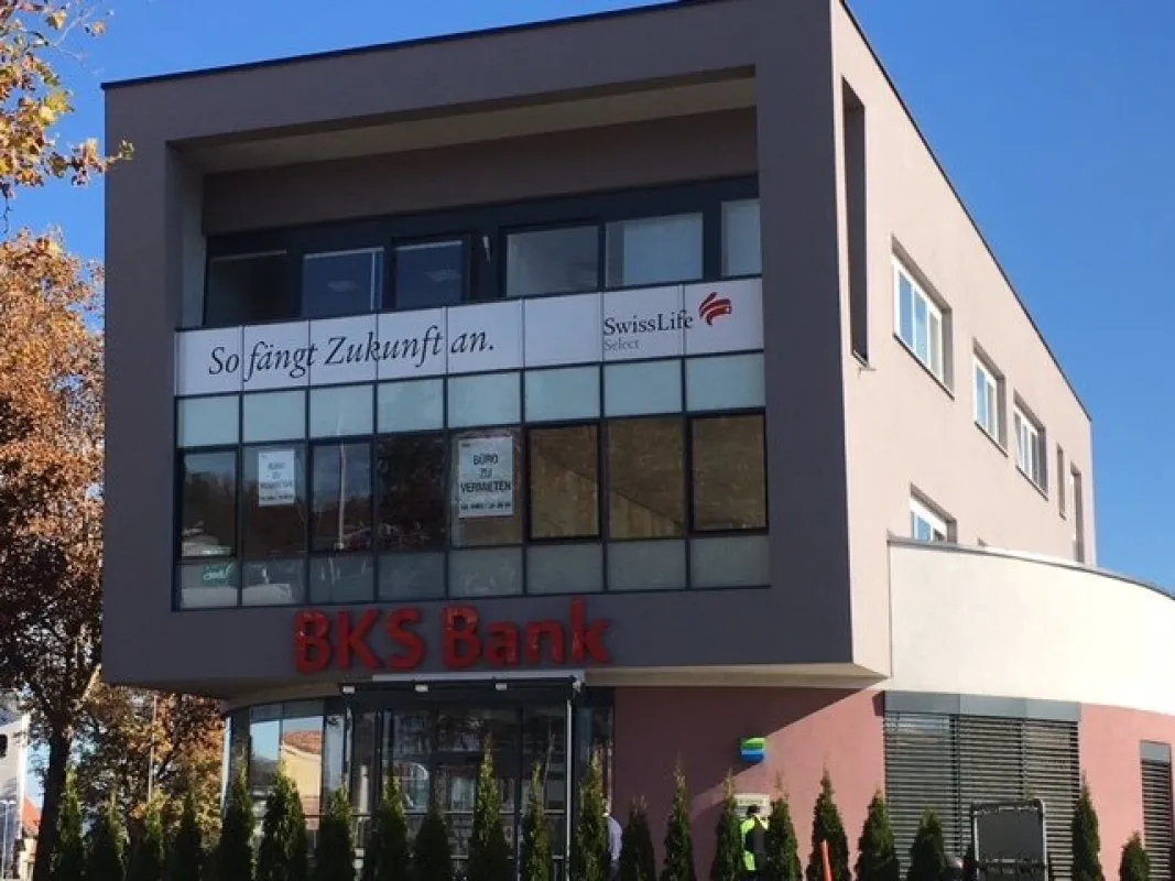 Vollvermietetes Geschäftshaus ca. 5,8% p.a. mit Tiefgarage in Klagenfurter Bestlage - Bild 1