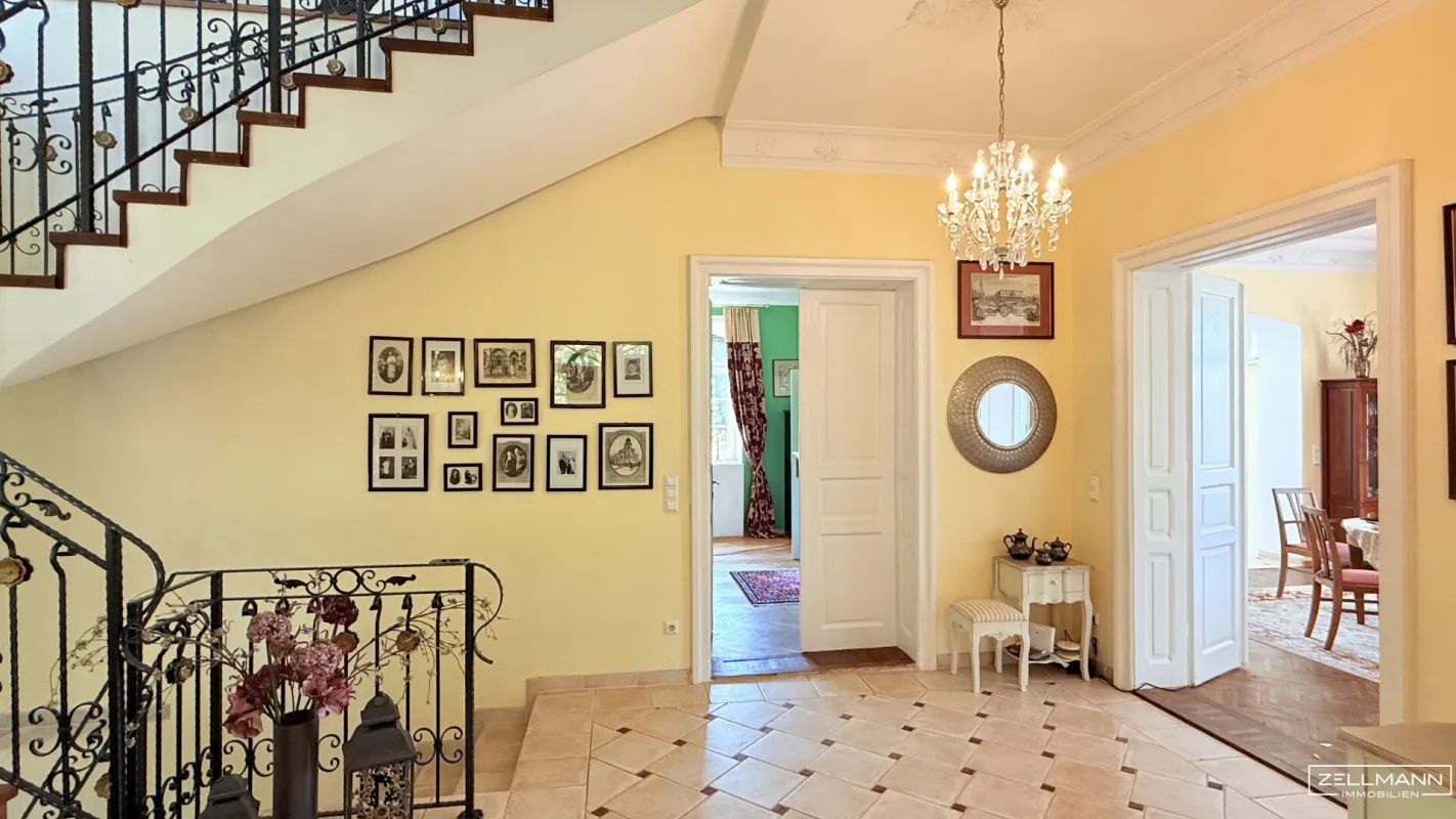 Luxusvilla mit historischem Charme und modernem Komfort in Hartberg | ZELLMANN IMMOBILIEN - Bild 1