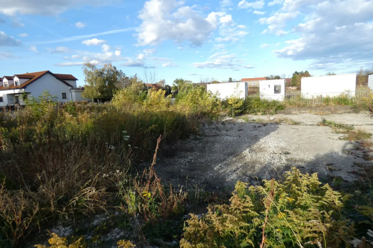 NATURNAHER BAUGRUND KINDERFREUNDLICH - Bild 1