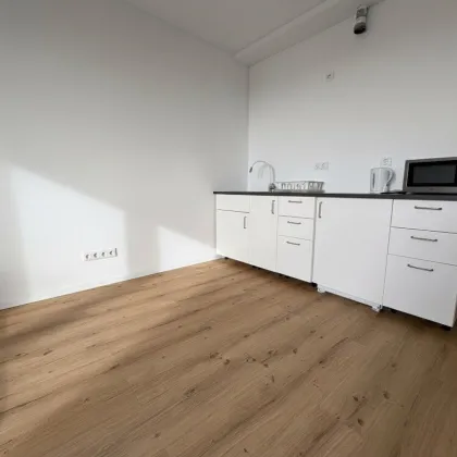 Hell und zentral - Moderne 2-Zimmer Wohnung (Heizkosten inkl.) - Bild 2