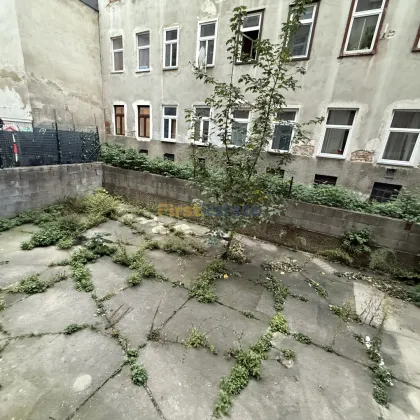 2-Zimmer-Wohnung mit großem Hofanteil – sanierungsbedürftig, hofseitig gelegen in 1100 Wien - Bild 2